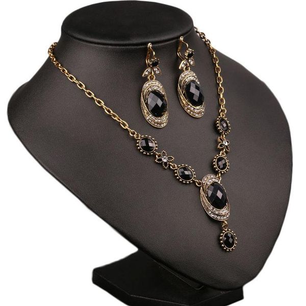 earrings & necklace 2021 latest design vintage wedding jewelry and for women complete set of green, Silver
earrings & necklace 2021 latest design vintage wedding jewelry and for women complete set of green, Silver
