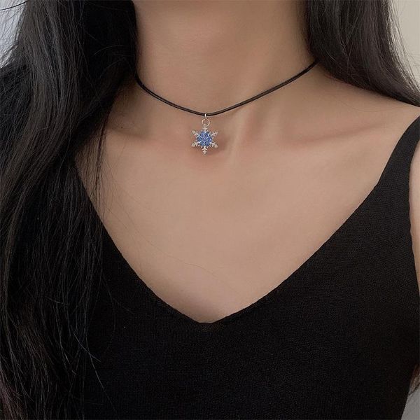 chokers mogaku blue crystal snow flower necklace classic fashion necklaces korean style moon pendant statement jewelry, Golden;silver
chokers mogaku blue crystal snow flower necklace classic fashion necklaces korean style moon pendant statement jewelry, Golden;silver