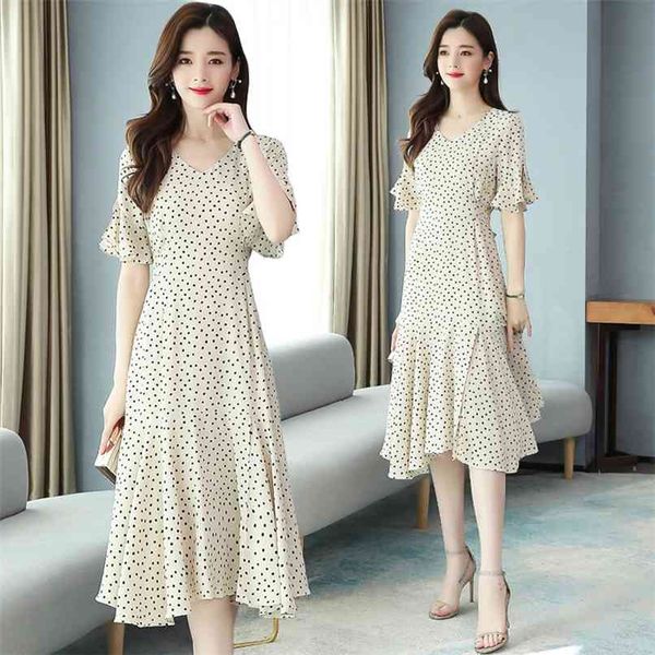 vintage chic dot chiffon midi dresses spring summer plus size print runway dress elegant women bodycon party vestidos 210528, Black;gray
vintage chic dot chiffon midi dresses spring summer plus size print runway dress elegant women bodycon party vestidos 210528, Black;gray