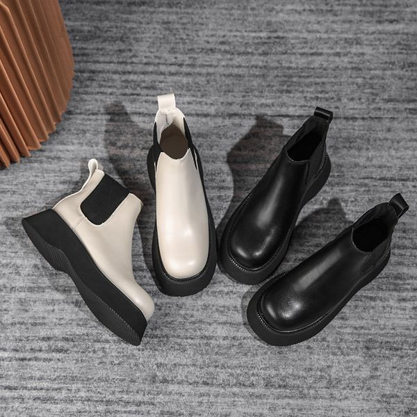 winter new thick children's low heel sleeve fashion round head short flat bottomed chelsea boots, Black
winter new thick children's low heel sleeve fashion round head short flat bottomed chelsea boots, Black