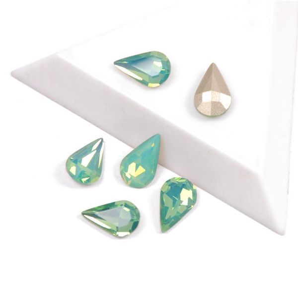 4300 k9 glitter glass rhinestones pear shaped pacific opal nail rhinestone 3d jewelry making bead diy art decoration1, Silver;gold
4300 k9 glitter glass rhinestones pear shaped pacific opal nail rhinestone 3d jewelry making bead diy art decoration1, Silver;gold