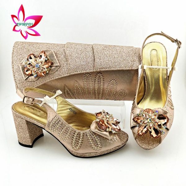 dress shoes 2021 arrivals italian women and bag set in champagne color slingbacks sandals with shinning crystal for wedding, Black
dress shoes 2021 arrivals italian women and bag set in champagne color slingbacks sandals with shinning crystal for wedding, Black