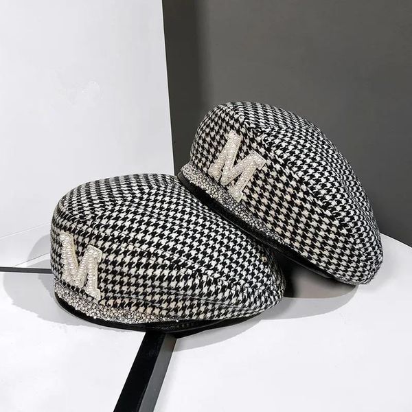 berets 202109-2509130 autumn plaid pearl letter lady beret hat women leisure painter, Blue;gray
berets 202109-2509130 autumn plaid pearl letter lady beret hat women leisure painter, Blue;gray