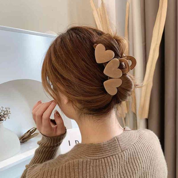 hair accessories jewelry korean love plush autumn and winter grasping pin girls' back head clip big, Golden;white
hair accessories jewelry korean love plush autumn and winter grasping pin girls' back head clip big, Golden;white