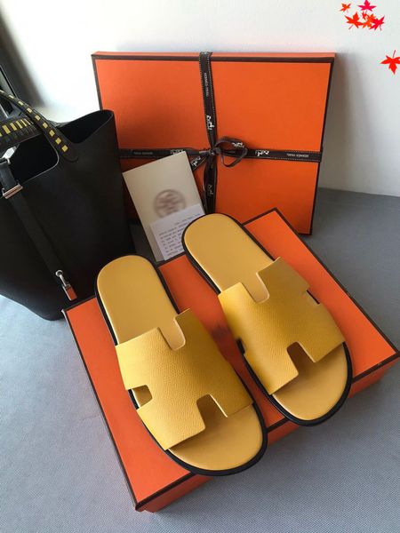 2021 leather sandal men luxury desingers slippers fashion thin flip flops brand shoe mens shoes sandals flippers with box size 39-45 -n483, Black
2021 leather sandal men luxury desingers slippers fashion thin flip flops brand shoe mens shoes sandals flippers with box size 39-45 -n483, Black