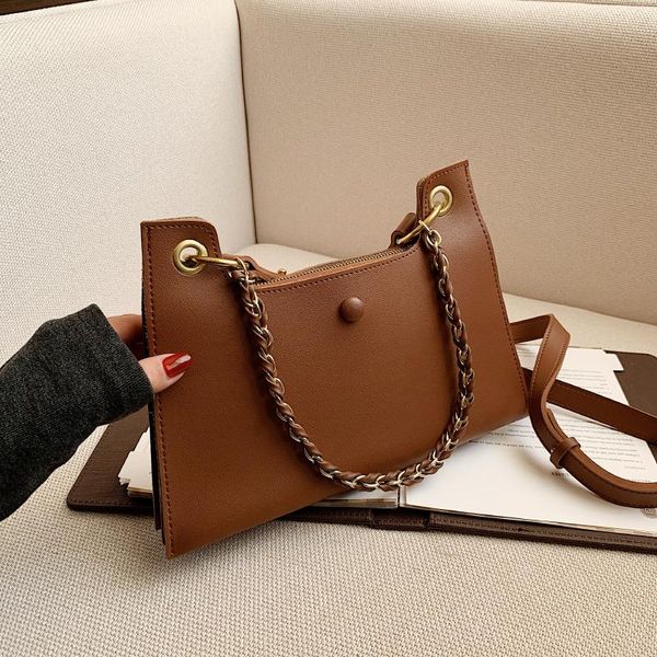 evening bags 2021 summer western style retro high-quality shoulder bag fashion women's designer all-match messenger
evening bags 2021 summer western style retro high-quality shoulder bag fashion women's designer all-match messenger