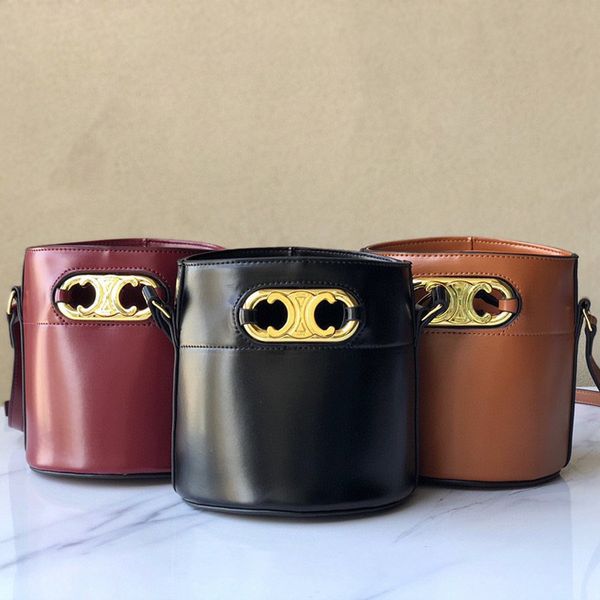 2021 fashion pig nose summer new single shoulder slant span cow leather women's bag crossbody bag ysj
2021 fashion pig nose summer new single shoulder slant span cow leather women's bag crossbody bag ysj