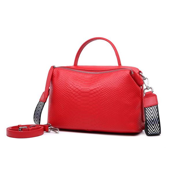 european and american leisure leather handbag for women, fashion, hitch layer cowhide bag shoulder bags
european and american leisure leather handbag for women, fashion, hitch layer cowhide bag shoulder bags