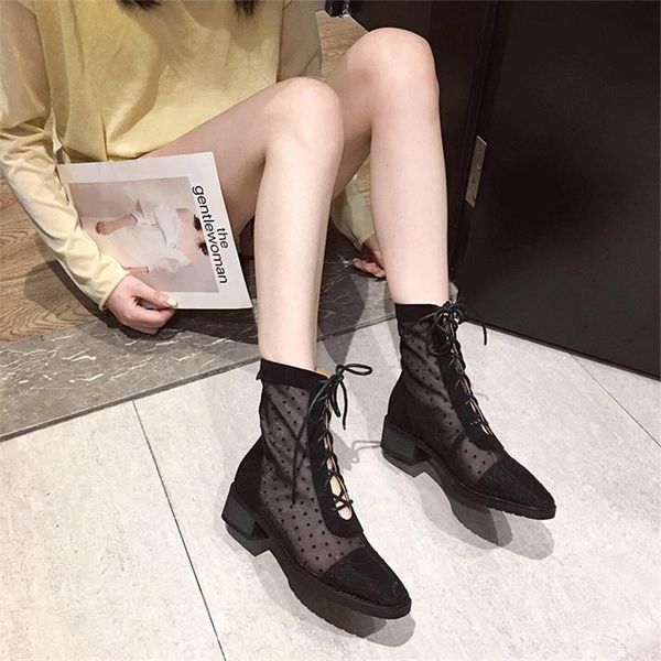 boots spring 2021 sandals, breathable ankle boots, round head, thick heel, net face, cold korean edition, Black
boots spring 2021 sandals, breathable ankle boots, round head, thick heel, net face, cold korean edition, Black