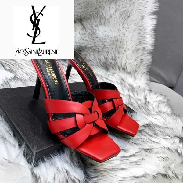 sneakers slippers pumps designer sandals luxury mules slides brand loafers ballerinas women dress shoes high heels yld3, Black;white
sneakers slippers pumps designer sandals luxury mules slides brand loafers ballerinas women dress shoes high heels yld3, Black;white
