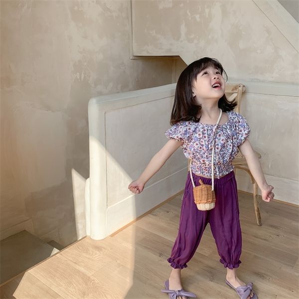 summer korean round neck purple floral female small children tide cute children's short-sleeved shirt, Blue;red
summer korean round neck purple floral female small children tide cute children's short-sleeved shirt, Blue;red