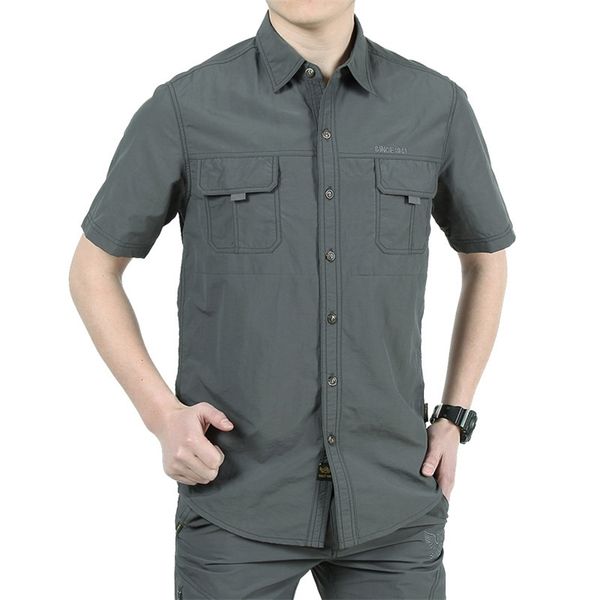 summer men short sleeve army shirts quick dry turn down collar tactical shirt outdoor hiking camping fishing clothing plus size 210626, White;black
summer men short sleeve army shirts quick dry turn down collar tactical shirt outdoor hiking camping fishing clothing plus size 210626, White;black