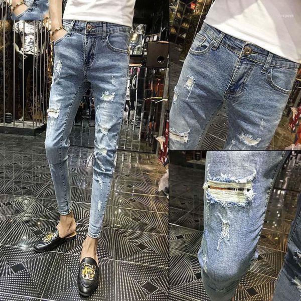 wholesale 2021 spring autumn cowboy guy denim jeans men's feet slim light blue beggar ripped hole tight skinny pants men1
wholesale 2021 spring autumn cowboy guy denim jeans men's feet slim light blue beggar ripped hole tight skinny pants men1