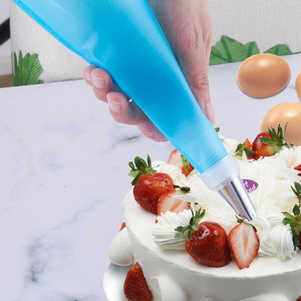 baking & pastry tools 8pc silicone converter piping bag set confectionery cake sleeve for decoration accessories nozzles cream
baking & pastry tools 8pc silicone converter piping bag set confectionery cake sleeve for decoration accessories nozzles cream