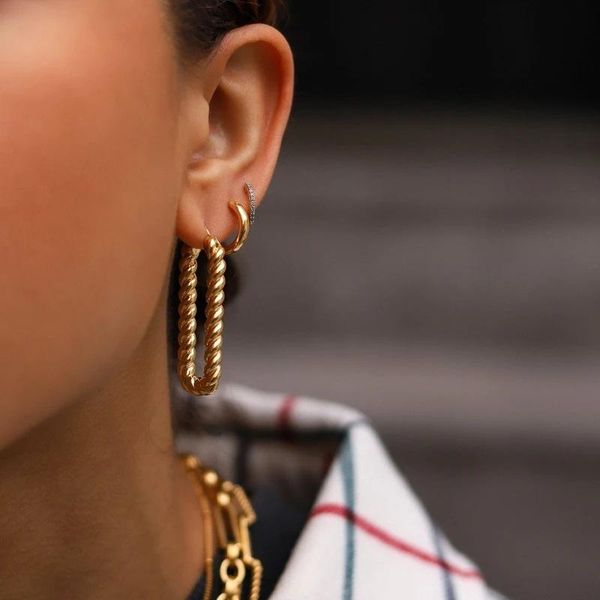 hoop & huggie twisted square earrings female personality retro spiral geometric u-shaped fashion girls high-quality, Golden;silver
hoop & huggie twisted square earrings female personality retro spiral geometric u-shaped fashion girls high-quality, Golden;silver