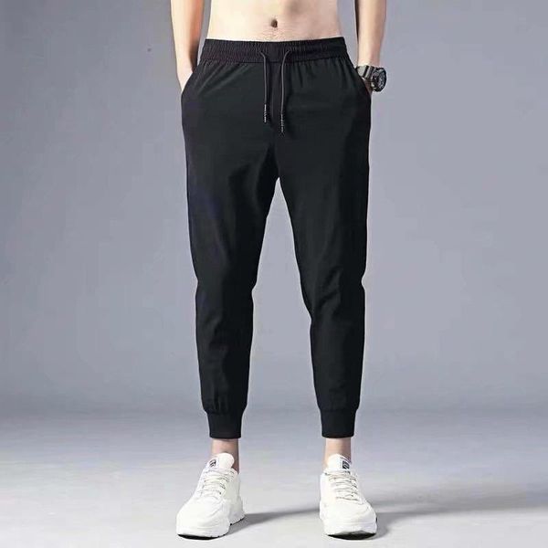 running pants 2021 summer thin ice silk men's casual breathable quick-drying sports sweatpants for men, Black;blue
running pants 2021 summer thin ice silk men's casual breathable quick-drying sports sweatpants for men, Black;blue