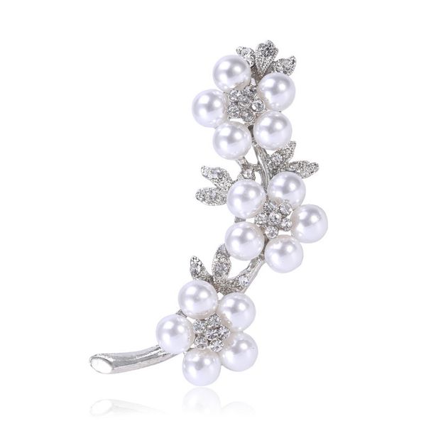 factory wholesale new popular pearl flower rattan full diamond brooch temperament celebrity accessories christmas
factory wholesale new popular pearl flower rattan full diamond brooch temperament celebrity accessories christmas