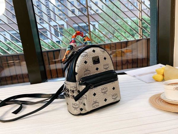 handbags women luxurys designers bags 2021 designer luxury satchel messenger handbag leather strum handbag purses totes mini crossbody bag 5
handbags women luxurys designers bags 2021 designer luxury satchel messenger handbag leather strum handbag purses totes mini crossbody bag 5