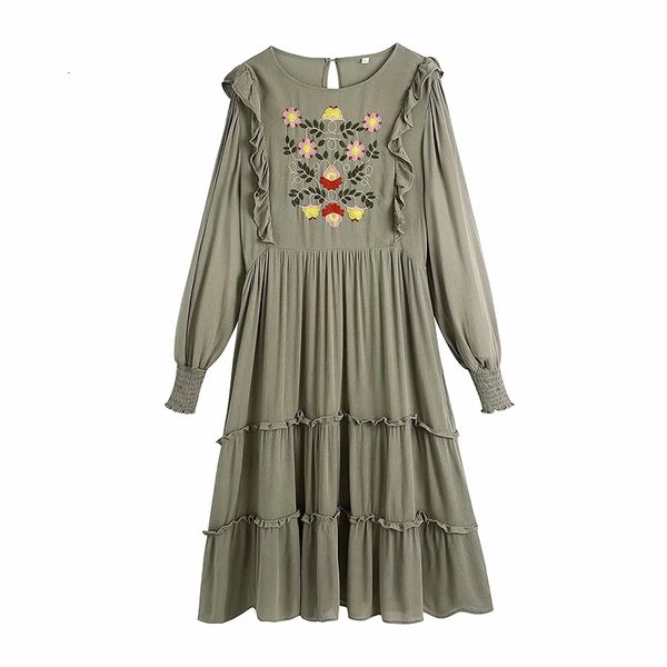 rompers 2021 spring ladies fashion embroidered flower long sleeves round the neck lace dress decorative street clothes, Black;white
rompers 2021 spring ladies fashion embroidered flower long sleeves round the neck lace dress decorative street clothes, Black;white