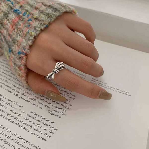 south korea east gate bow tie ring female index finger pure thai silver fashion personality trend, Black
south korea east gate bow tie ring female index finger pure thai silver fashion personality trend, Black