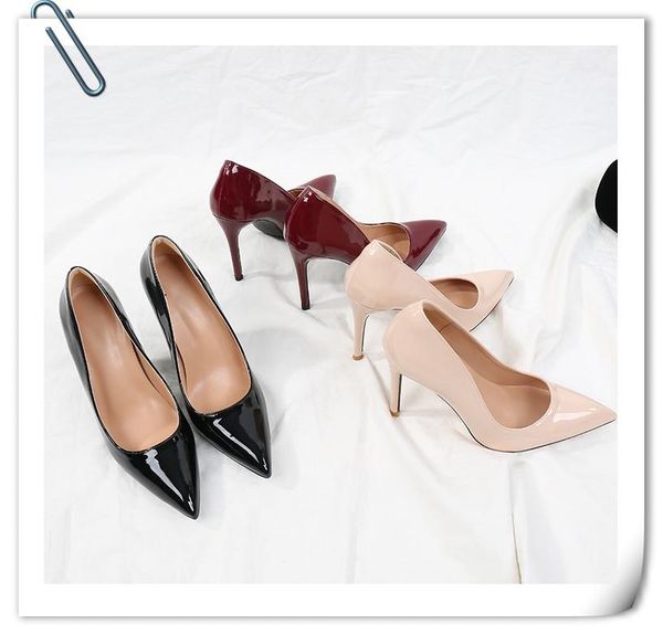 black etiquette profession ol work shoes pointed thin heel patent leather shallow mouth high dress
black etiquette profession ol work shoes pointed thin heel patent leather shallow mouth high dress