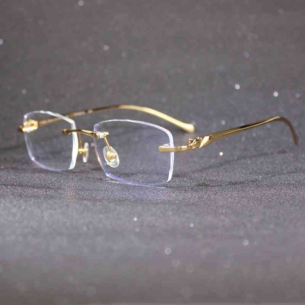 2022 factory wholesale new clear glass frame for women and men eyewear on reading computer glasses transparent panther decoration accessorie, White;black
2022 factory wholesale new clear glass frame for women and men eyewear on reading computer glasses transparent panther decoration accessorie, White;black