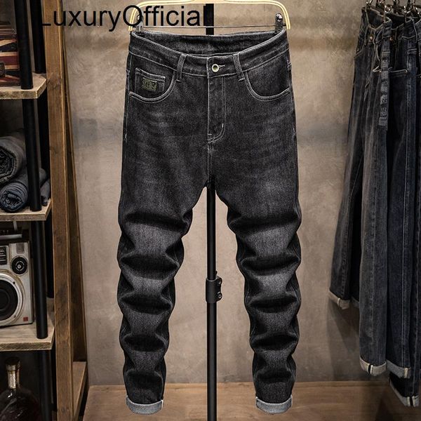 men's jeans autumn winter fashion brand versatile elastic slim fit leggings small straight pants, Blue
men's jeans autumn winter fashion brand versatile elastic slim fit leggings small straight pants, Blue