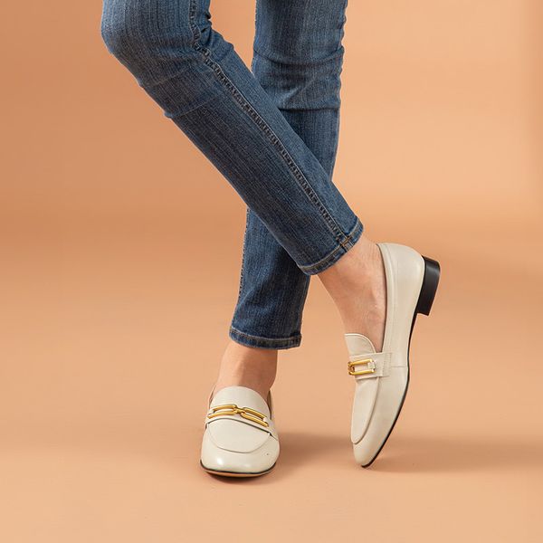 dress shoes loafers genuine calf leather round toe metal chain soft slip on fashion flats shoes for women handmade 27428, Black
dress shoes loafers genuine calf leather round toe metal chain soft slip on fashion flats shoes for women handmade 27428, Black