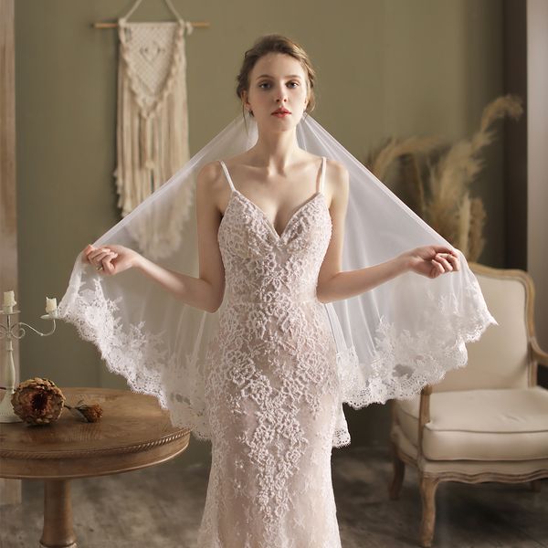 v817 luxury 2-layer bridal veil lace appliqued soft tulle white wedding headdress with hair comb for bride 82cm/100cm*170cm, Black
v817 luxury 2-layer bridal veil lace appliqued soft tulle white wedding headdress with hair comb for bride 82cm/100cm*170cm, Black