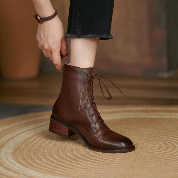 boots 2021 autumn women shoes genuine leather chunky heel winter retro solid lace lady modern concise booties heels, Black
boots 2021 autumn women shoes genuine leather chunky heel winter retro solid lace lady modern concise booties heels, Black