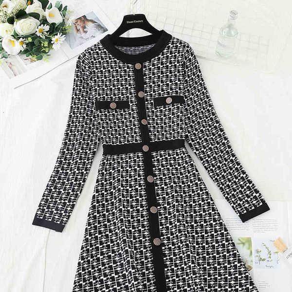 casual dresses vintage autumn women knitted long-sleeved french winter urban ladies plaid waist hugging slimknee-length cq51, Black;gray
casual dresses vintage autumn women knitted long-sleeved french winter urban ladies plaid waist hugging slimknee-length cq51, Black;gray