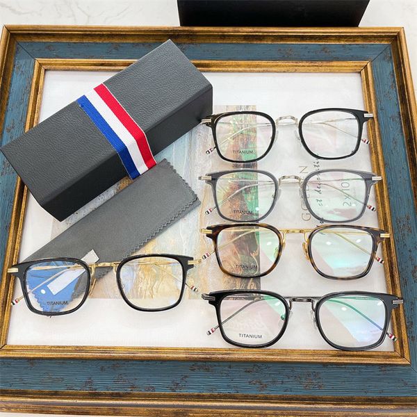 tbx905 korean pure titanium square business men's and women's flat myopia glasses frame can be equipped with several degrees of pl, White;black
tbx905 korean pure titanium square business men's and women's flat myopia glasses frame can be equipped with several degrees of pl, White;black