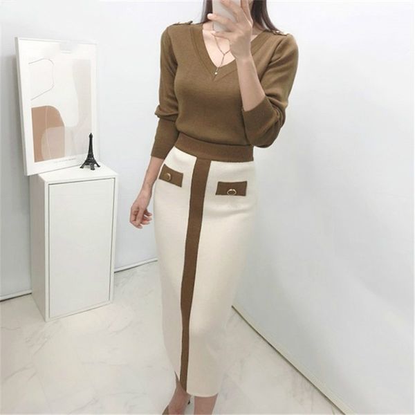 spring women casual 2 piece set v-neck loose soft minimalist long sleeve pullover sweater+knit over knee skirt 8q852 210510, White
spring women casual 2 piece set v-neck loose soft minimalist long sleeve pullover sweater+knit over knee skirt 8q852 210510, White