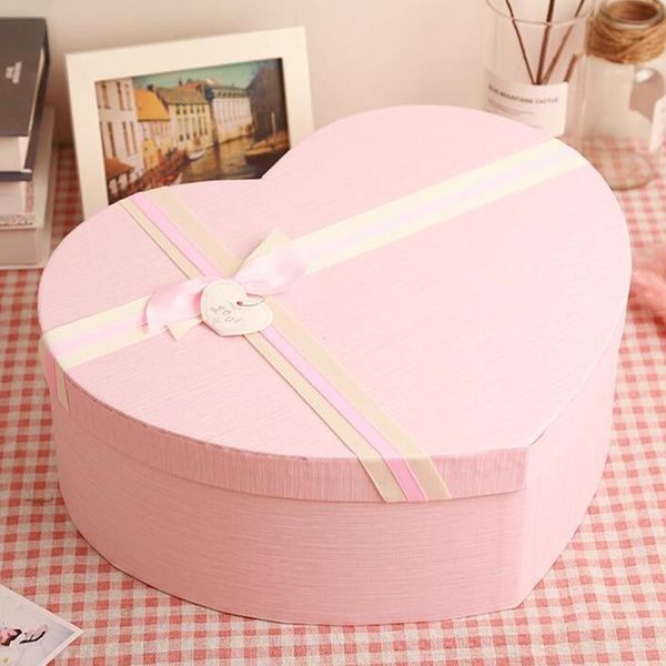 gift wrap fashion large size color heart shaped box party wedding scarf dress clothes shoes packaging decoration
gift wrap fashion large size color heart shaped box party wedding scarf dress clothes shoes packaging decoration