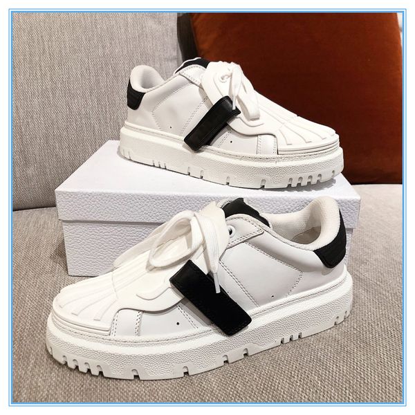 2021 luxury designer women sneakers fashion white leather platform shoes flat casual party outdoor shoes with box, Black
2021 luxury designer women sneakers fashion white leather platform shoes flat casual party outdoor shoes with box, Black