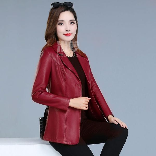 women's vests 2021 spring autumn jackets womens zipper long sleeve windproof casual artificial leather slim short female costume outwea, Black;white
women's vests 2021 spring autumn jackets womens zipper long sleeve windproof casual artificial leather slim short female costume outwea, Black;white