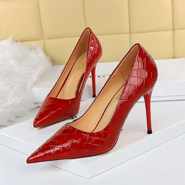 dress shoes bigtree patent leather woman pumps 2021 designer weave pattern fine high heels stiletto heeled party, Black
dress shoes bigtree patent leather woman pumps 2021 designer weave pattern fine high heels stiletto heeled party, Black