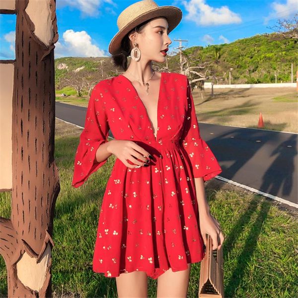 bodysuit sale polyester broadcloth print vadim summer rompers women 2021 high waist v-neck wide leg printed jumpsuit women's jumpsuits, Black;white
bodysuit sale polyester broadcloth print vadim summer rompers women 2021 high waist v-neck wide leg printed jumpsuit women's jumpsuits, Black;white