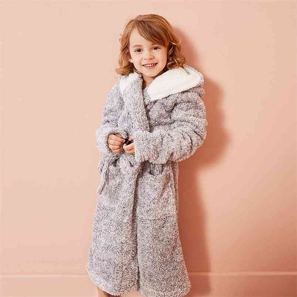 kids bathrobe solid color cartoon hoodies girls sleepwear bath towels soft pajamas 4-13 years children's clothing 210915, Blue;red
kids bathrobe solid color cartoon hoodies girls sleepwear bath towels soft pajamas 4-13 years children's clothing 210915, Blue;red