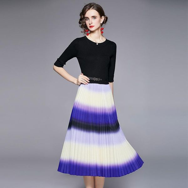 casual dresses autumn knitted pleated long dress female's o neck 3/4 sleeve gradient a line party outfits 2021 runway fashion robe s662, Black;gray
casual dresses autumn knitted pleated long dress female's o neck 3/4 sleeve gradient a line party outfits 2021 runway fashion robe s662, Black;gray