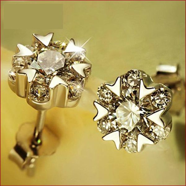 multiple zircon snowflake stud earrings for women crystal brincos silver color earing brinco earring oorbellen earings jewelry, Golden;silver
multiple zircon snowflake stud earrings for women crystal brincos silver color earing brinco earring oorbellen earings jewelry, Golden;silver