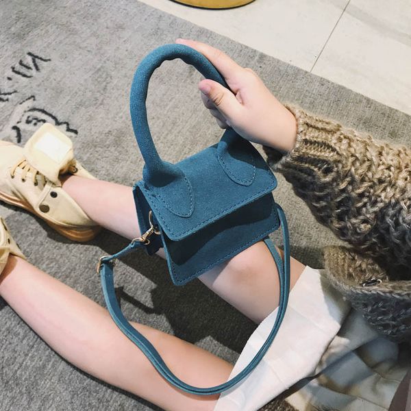 girl's hand-held children's messenger cute one shoulder hand bag fashion small princess foreign style change
girl's hand-held children's messenger cute one shoulder hand bag fashion small princess foreign style change