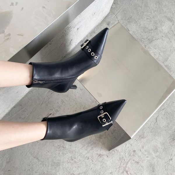 boots zipper big size shoes woman luxury designer women 2021 booties ladies large fashion pointy med ankle rubber, Black
boots zipper big size shoes woman luxury designer women 2021 booties ladies large fashion pointy med ankle rubber, Black