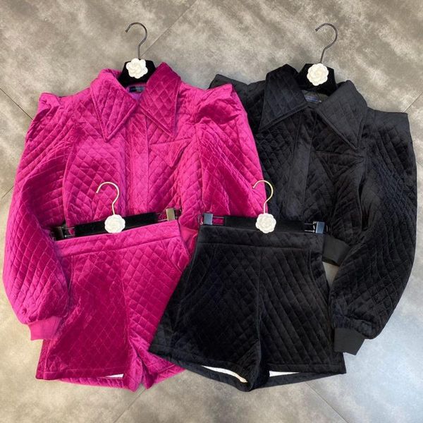 women's tracksuits prepomp 2021 winter long puff sleeve turn down collar plaid cotton jacket high waist velvet shorts two piece set out, Gray
women's tracksuits prepomp 2021 winter long puff sleeve turn down collar plaid cotton jacket high waist velvet shorts two piece set out, Gray