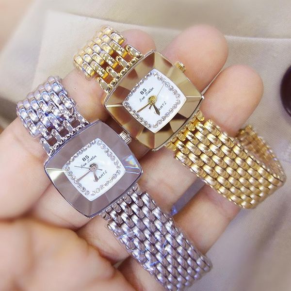 wristwatches women watch 2021 dress rhinestone stylish gold female watches for montre femme, Slivery;brown
wristwatches women watch 2021 dress rhinestone stylish gold female watches for montre femme, Slivery;brown