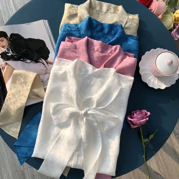 women's blouses & shirts women high-end light luxury small daisy flower jacquard silk blouse shirt features ribbon bow ties, White
women's blouses & shirts women high-end light luxury small daisy flower jacquard silk blouse shirt features ribbon bow ties, White