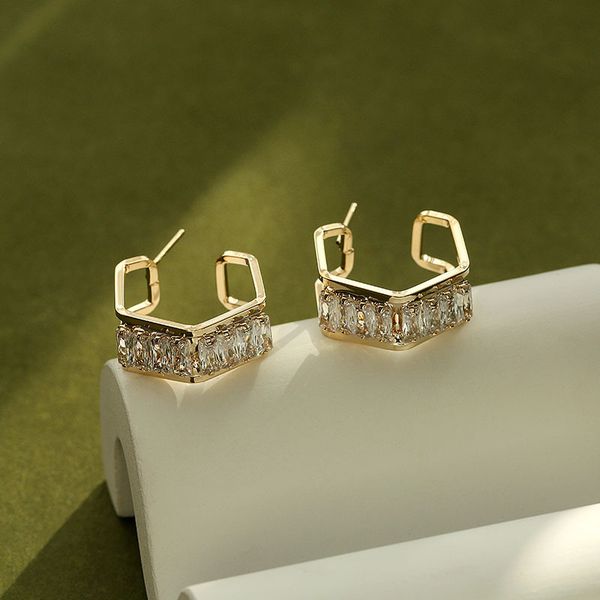70% off luxury jewelry s925 silver needle super fairy jewelry show face thin zircon earrings temperament simple gift, Golden;silver
70% off luxury jewelry s925 silver needle super fairy jewelry show face thin zircon earrings temperament simple gift, Golden;silver