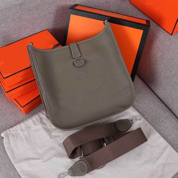 hangbags purse classic practical messenger bag leather crossbody bags adjustable shoulder strap with perforation h letterhileng
hangbags purse classic practical messenger bag leather crossbody bags adjustable shoulder strap with perforation h letterhileng
