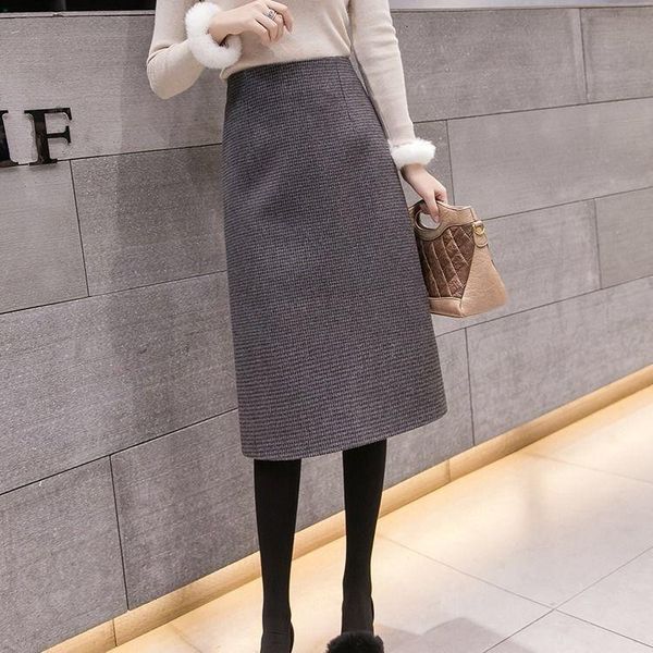 skirts 2021 fund woolen half-body skirt woman high waist a a-line long chic step lattice package buttocks, Black
skirts 2021 fund woolen half-body skirt woman high waist a a-line long chic step lattice package buttocks, Black