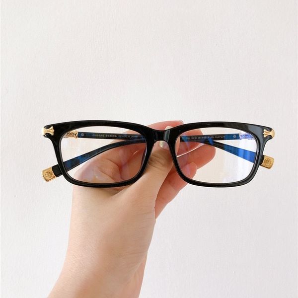 70% off online store in the new small frame flat lens plate can be equipped with short-sighted anti blue light glasses, White;black
70% off online store in the new small frame flat lens plate can be equipped with short-sighted anti blue light glasses, White;black